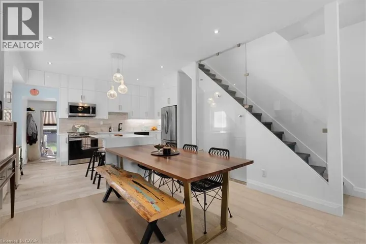 575 MARY Street, Hamilton, Ontario L8L4X8