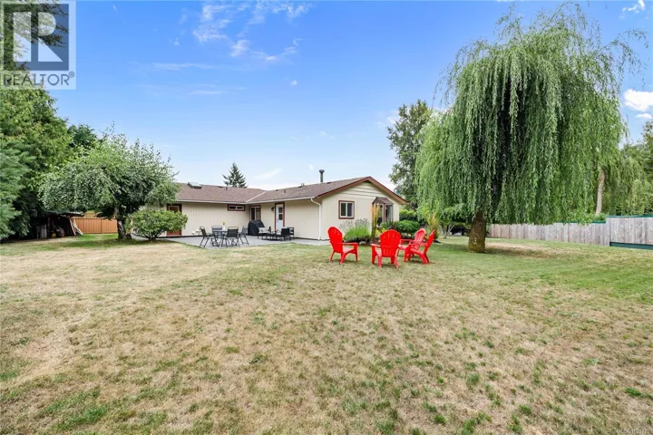 220 Park Dr, Salt Spring, British Columbia V8K2R6