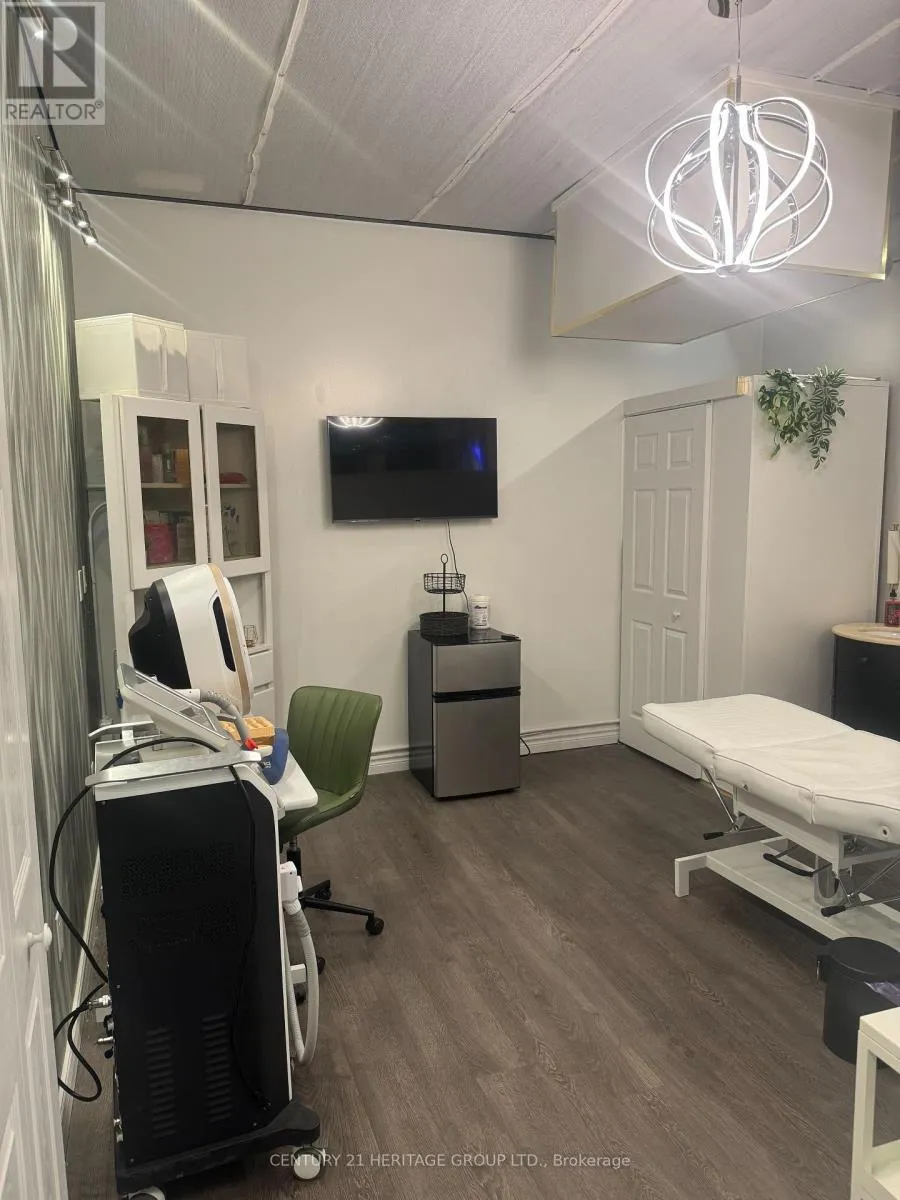 Commercial Sale For Sale