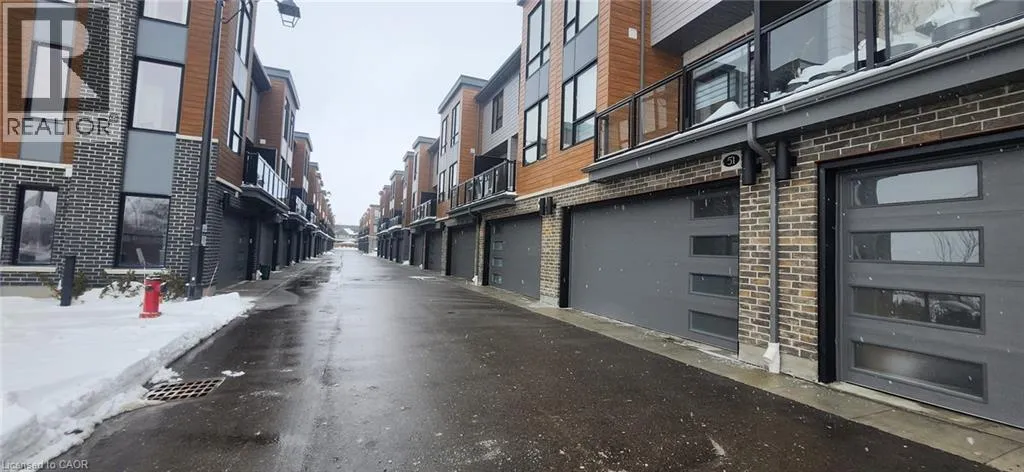 271 GREY SILO Road Unit# 51, Waterloo, Ontario N2K0E9