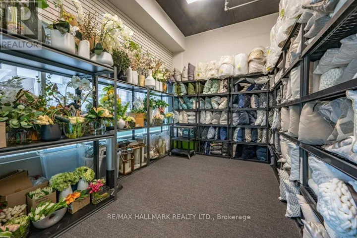 16 - 125 DON HILLOCK DRIVE, Aurora (Bayview Southeast), Ontario L4G0H8