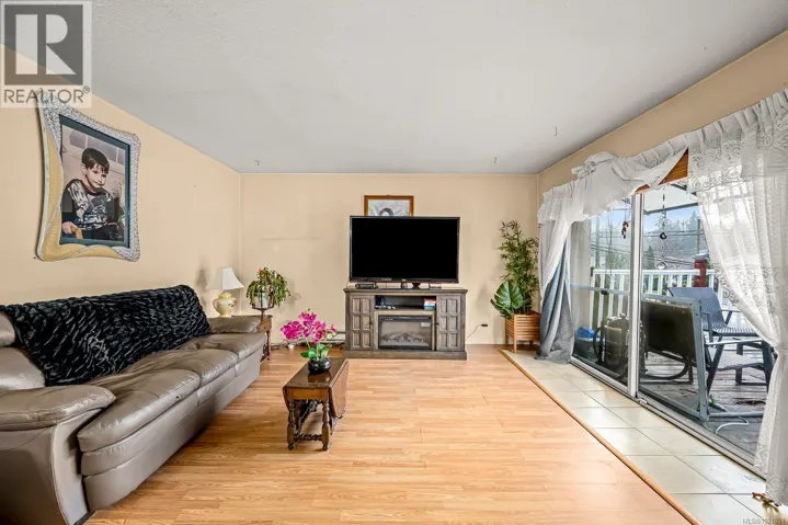 2316B Willemar Ave, Courtenay, British Columbia V9N3M8