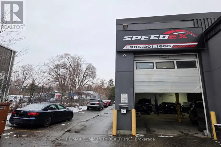 4 - 3 LAIDLAW BOULEVARD, Markham (Bullock), Ontario L3P1W5