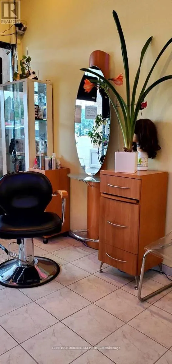 Commercial Sale For Sale