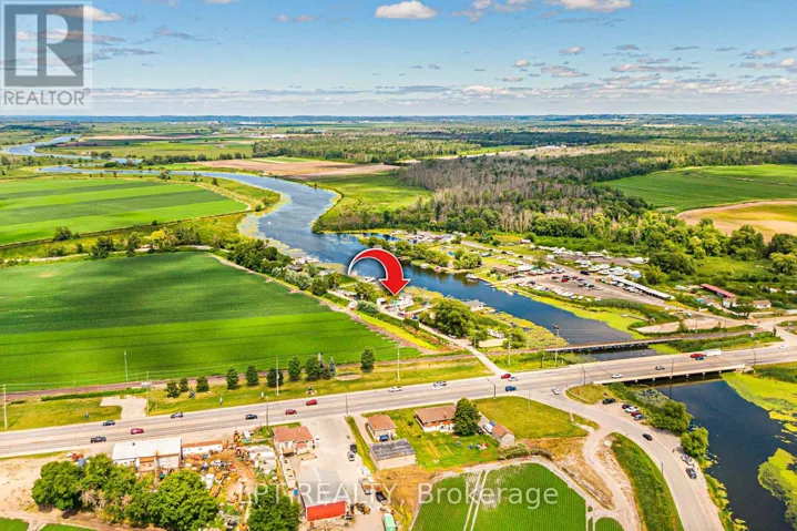17 PRIVATE DRIVE, Bradford West Gwillimbury, Ontario L3Z3H3