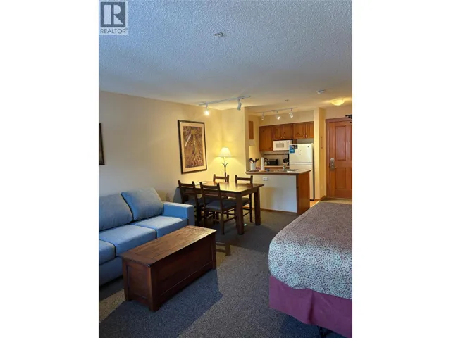 2050 Summit Drive Unit# 210, Panorama, British Columbia V0A1T0