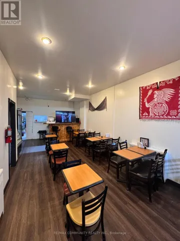 1550 EGLINTON AVENUE W, Toronto (Briar Hill-Belgravia), Ontario M6E2G8