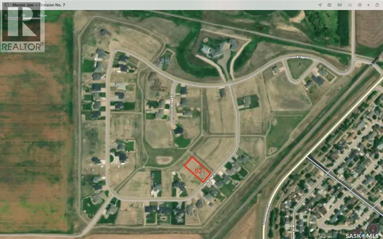 215 Iron Bridge DRIVE, Moose Jaw, Saskatchewan S6J0B5