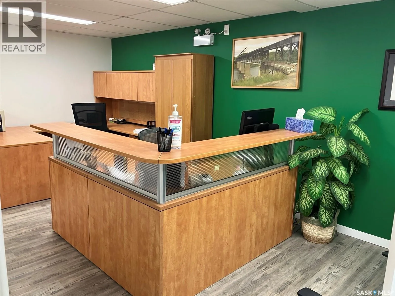 Commercial Sale For Sale