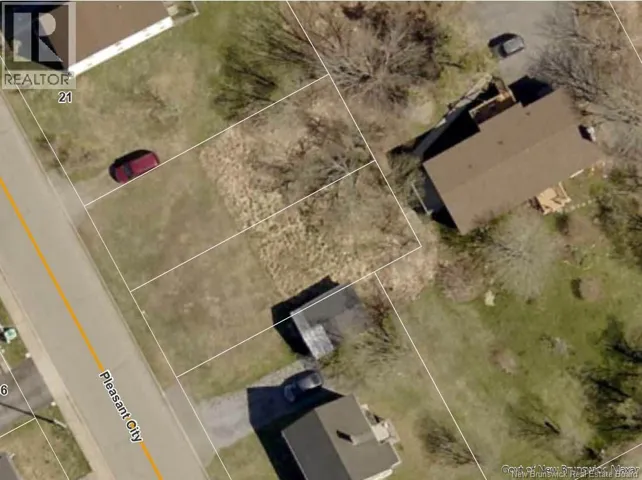 21-2 Pleasant City Street, Saint John, New Brunswick E2J1E8