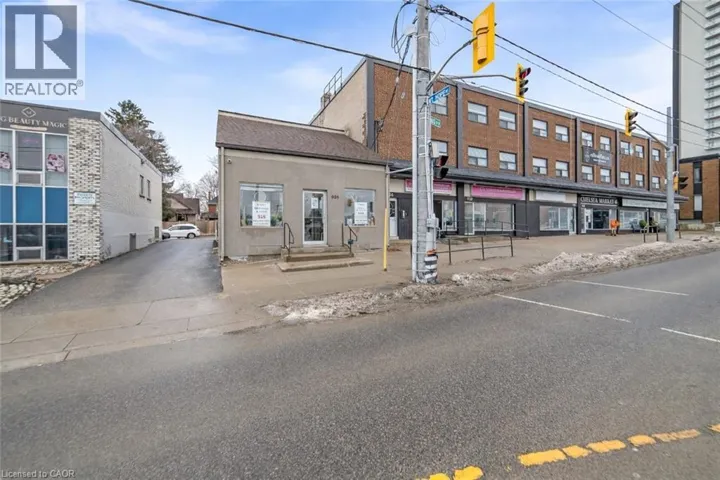 938 KING Street W, Kitchener, Ontario N2G1G4