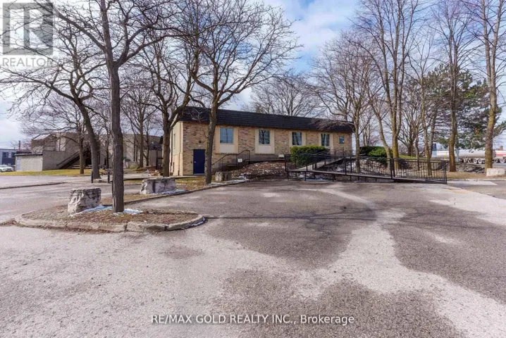 2109 OXFORD STREET E, London East (East I), Ontario N5V2Z9