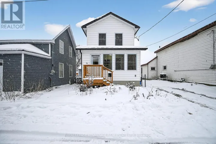 31 THOMAS STREET, Smiths Falls, Ontario K7A3E3