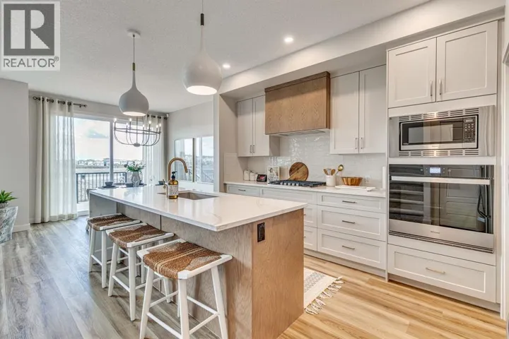 32 Southborough Lane, Cochrane, Alberta T4C3J4