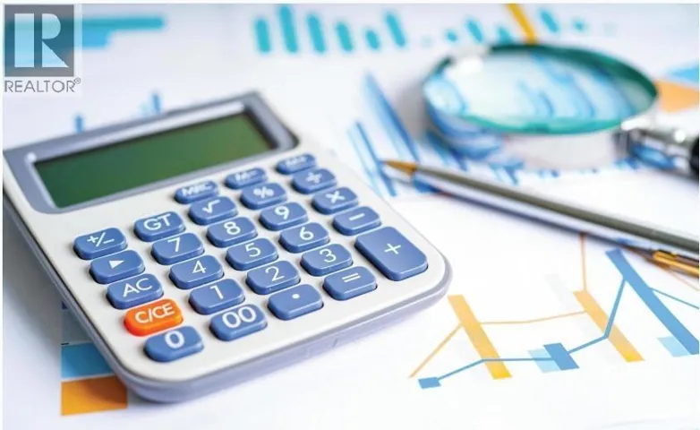 105 2030 N MARINE DRIVE, North Vancouver, British Columbia V7P1V7