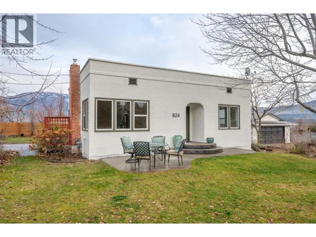 824 Road 2, Oliver, British Columbia V0H1T1
