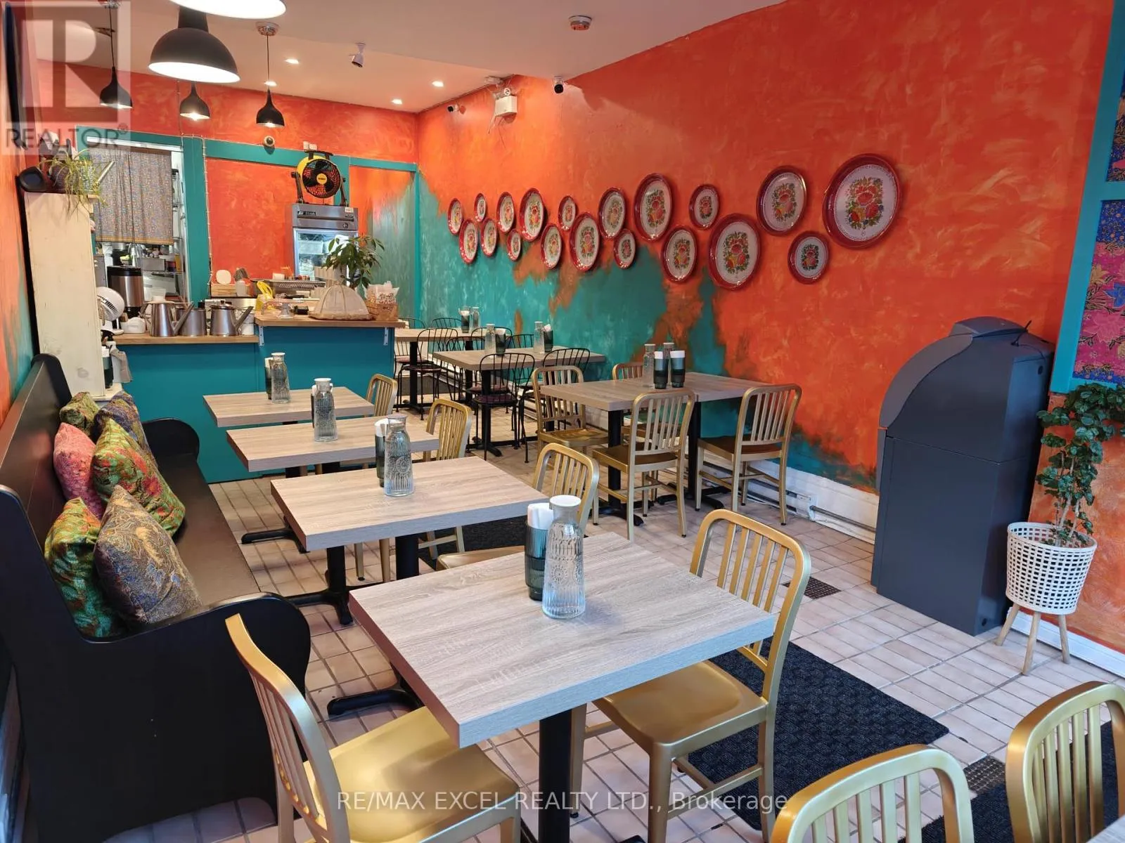 Commercial Sale For Sale