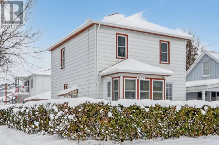1009 THIRD STREET E, Cornwall, Ontario K6H2E9