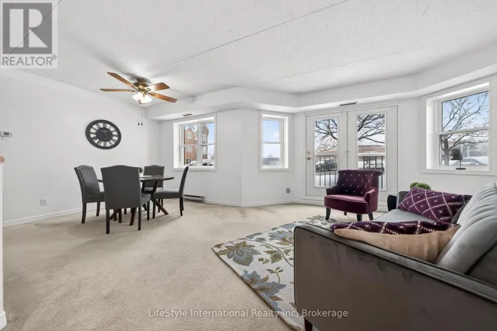 103 - 208 SILVERCREEK PARKWAY N, Guelph (Junction/Onward Willow), Ontario N1H8H2