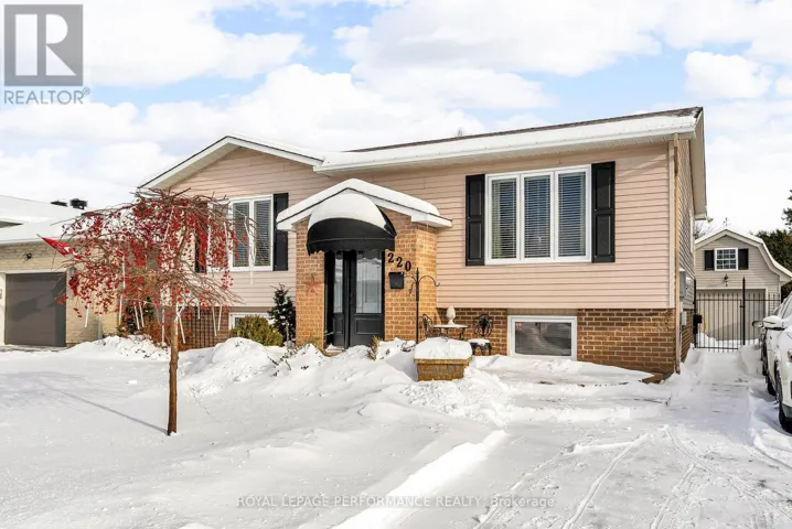 220 DUNBAR AVENUE, Cornwall, Ontario K6H7A2