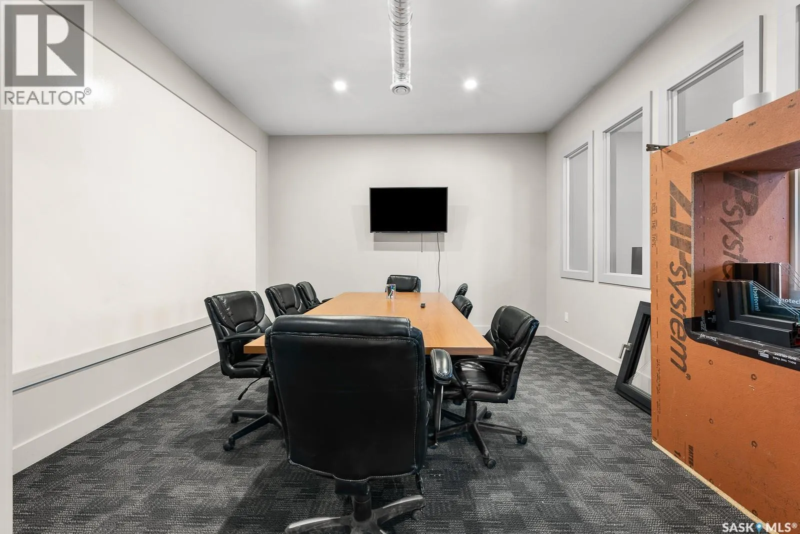 Commercial Sale For Sale