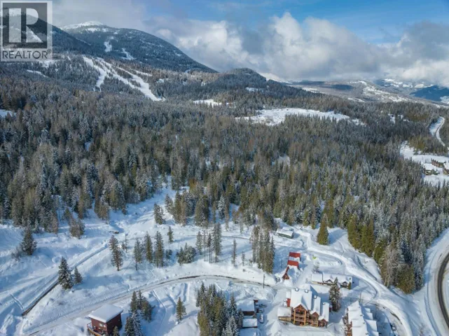 308 Ridge Road, Rossland, British Columbia V0G1Y0