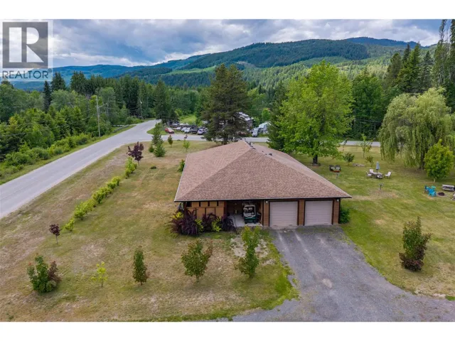 337 Sunshine Valley Road, Clearwater, British Columbia V0E1N2