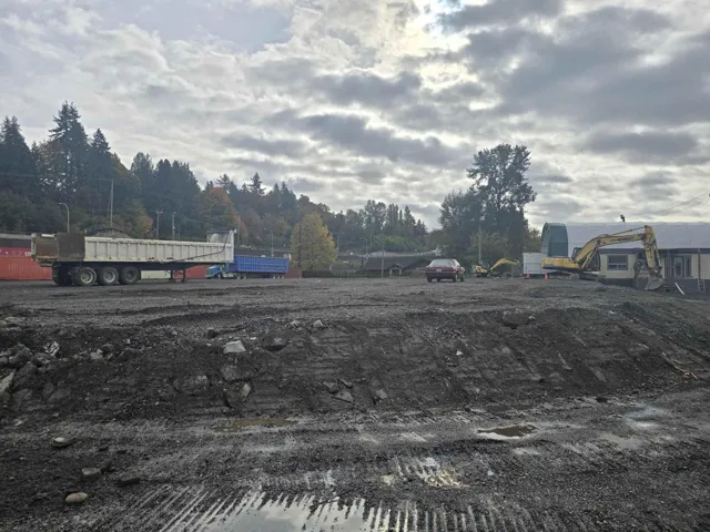 9561-9563 & 9569 GUNDERSON ROAD, Surrey, British Columbia V4C4R9