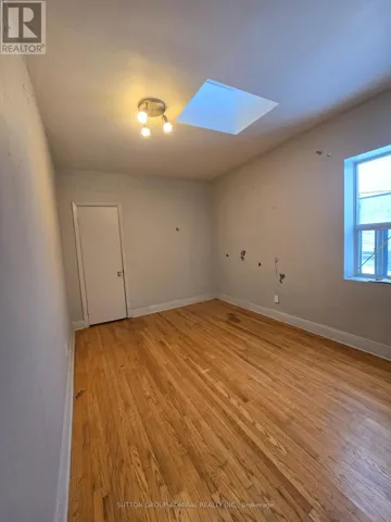 APT 1 - 2500A KINGSTON ROAD, Toronto (Birchcliffe-Cliffside), Ontario M1N1V3