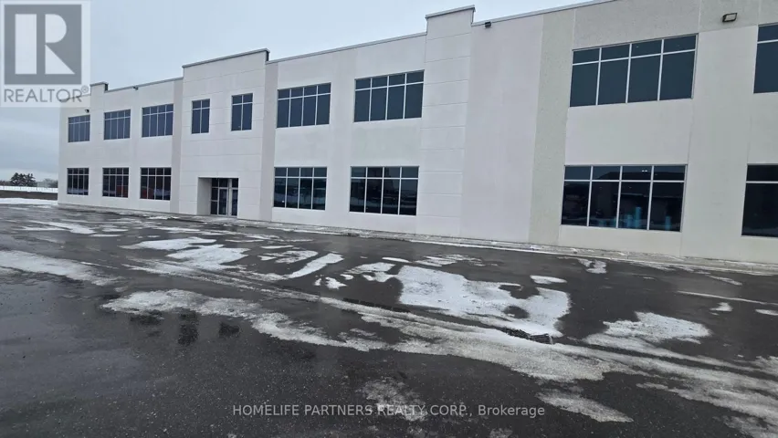 3 - 125 ENGELHARD DRIVE, Aurora (Aurora Grove), Ontario L4G3V1