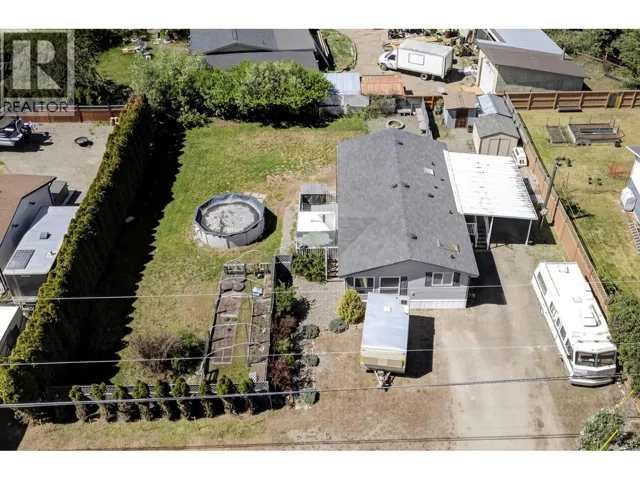 633 Barriere Lakes Road, Barriere, British Columbia V0E1E1