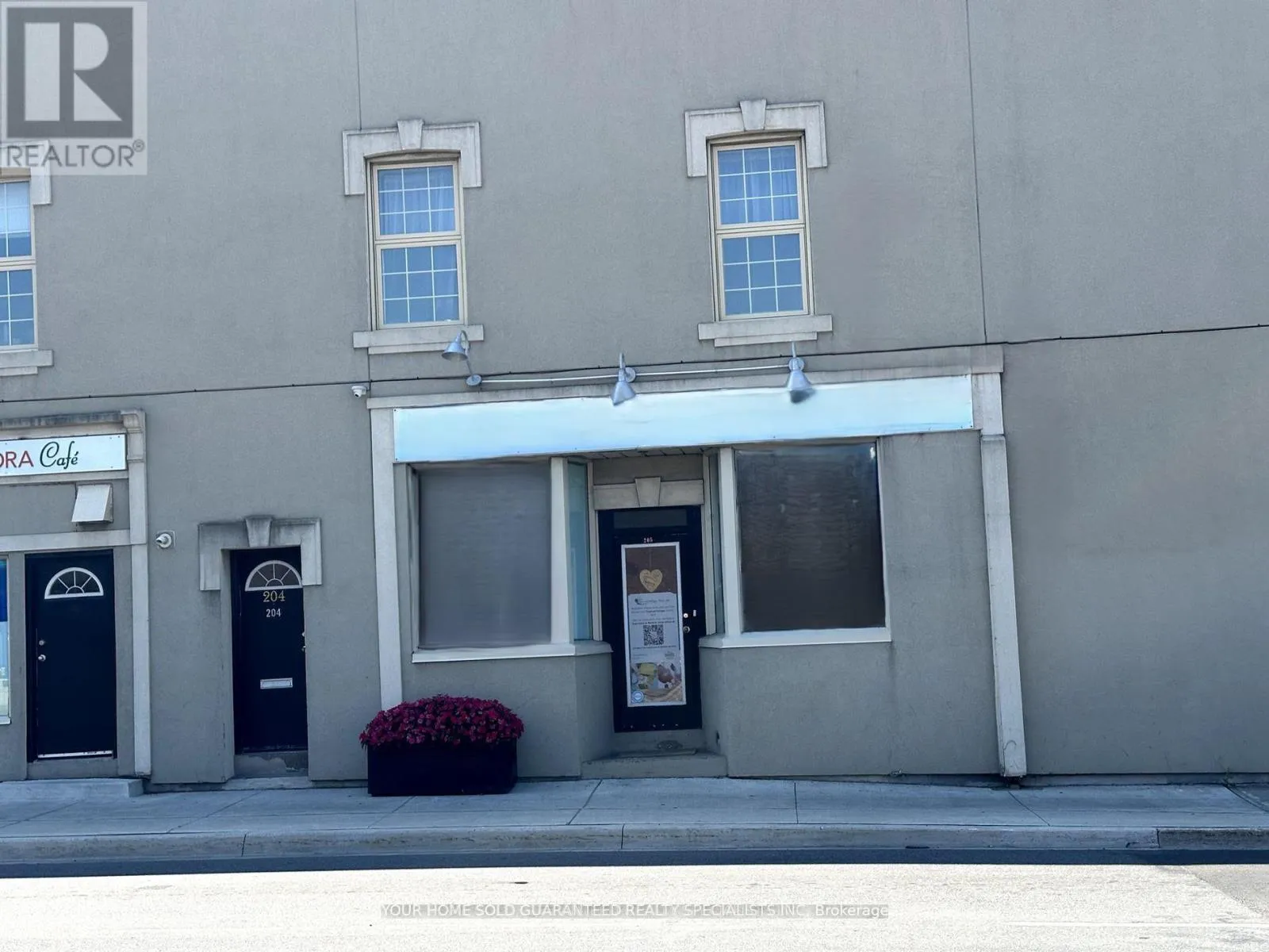 Commercial Sale For Sale