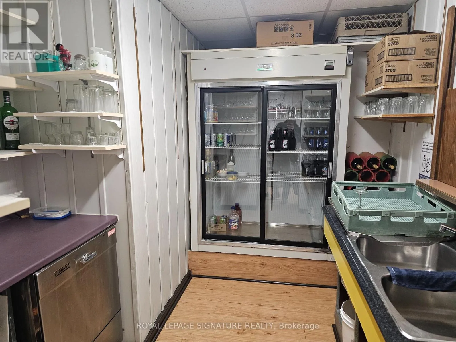 Commercial Sale For Sale