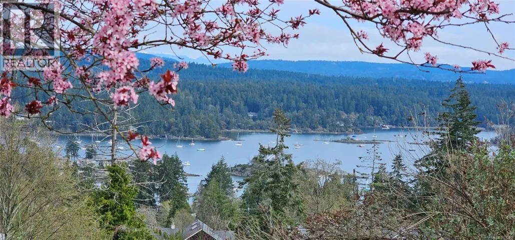 120 Bishops Walk Rd, Salt Spring, British Columbia V8K2W3