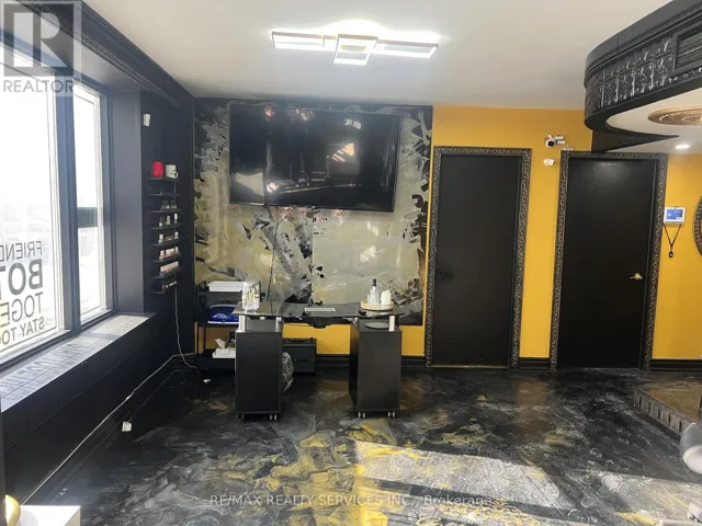 34 BERWICK AVENUE, Toronto (Yonge-Eglinton), Ontario M5P1H1