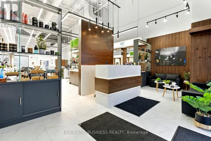 270 - 11 DISERA DRIVE, Vaughan (Beverley Glen), Ontario L4J0A7