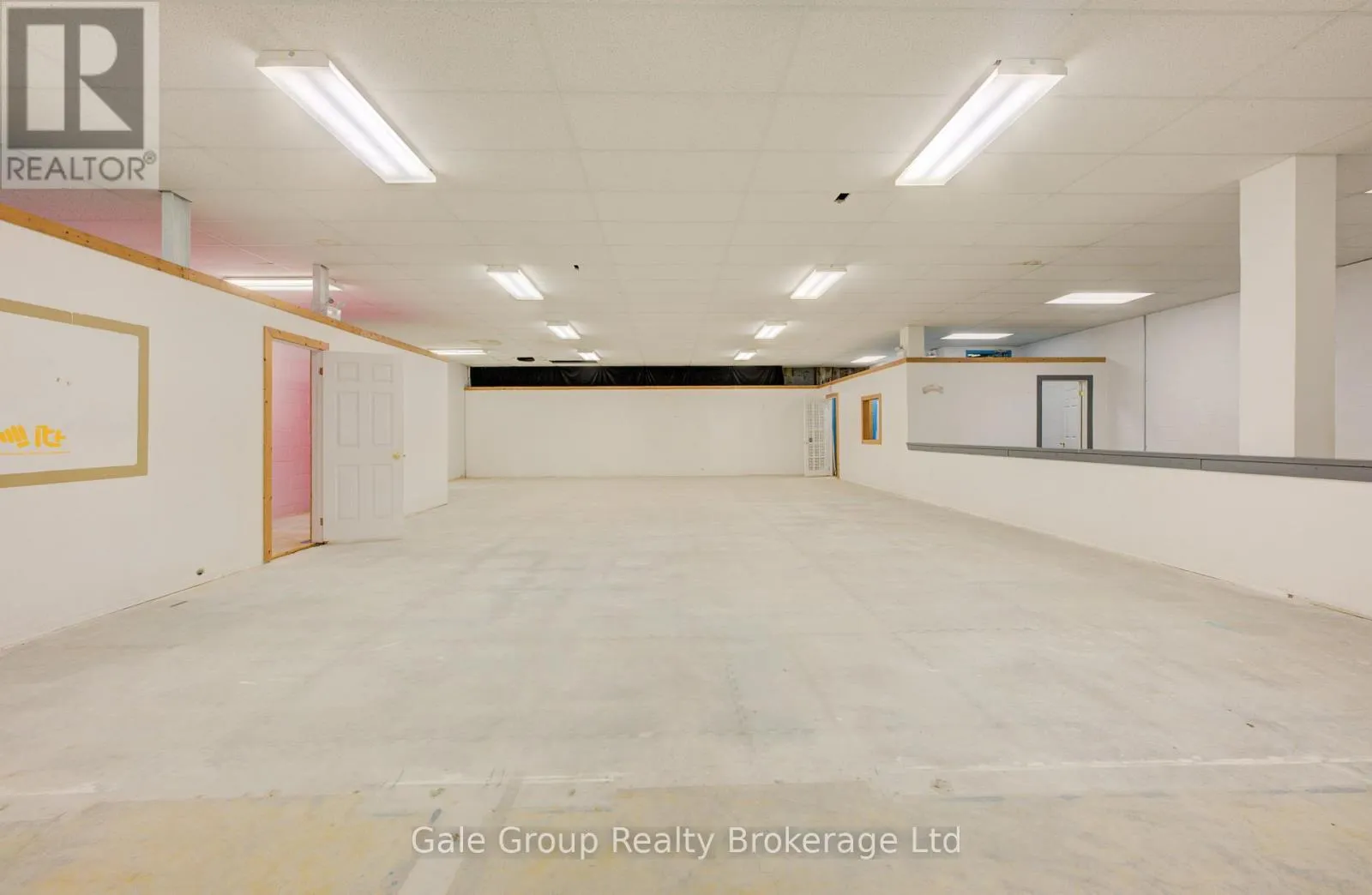 Commercial Sale For Sale