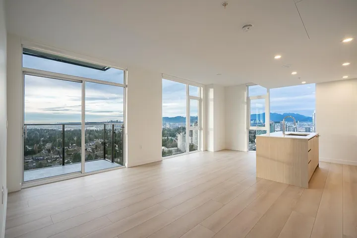 3808 13573 98A AVENUE, Surrey, British Columbia V3T0X1