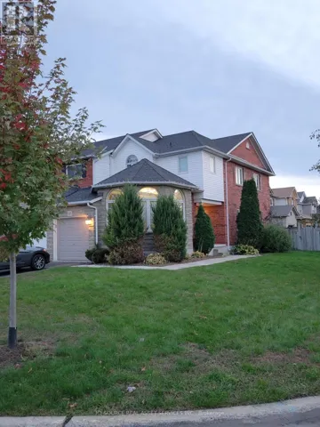 88 WADE SQUARE, Clarington (Courtice), Ontario L1E3E6