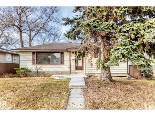 9126 152 St NW, Edmonton, Alberta T5R1M4