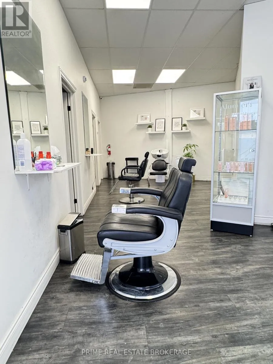 Commercial Sale For Sale