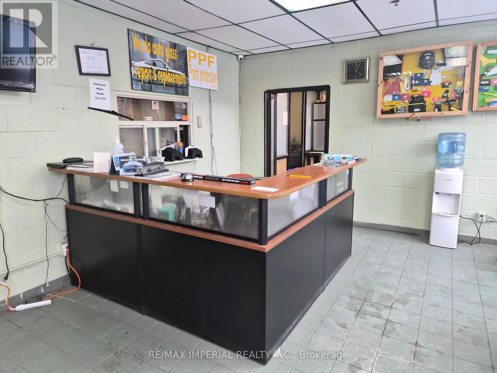 Commercial Sale For Sale