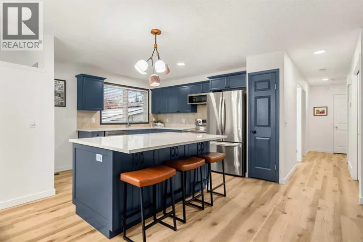 13127 Lake Crimson Drive SE, Calgary, Alberta T2J3K3