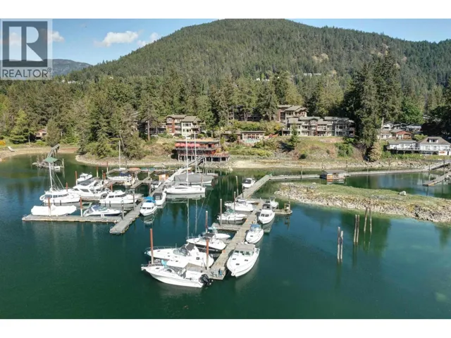 12849 LAGOON ROAD, Madeira Park, British Columbia V0N2H0