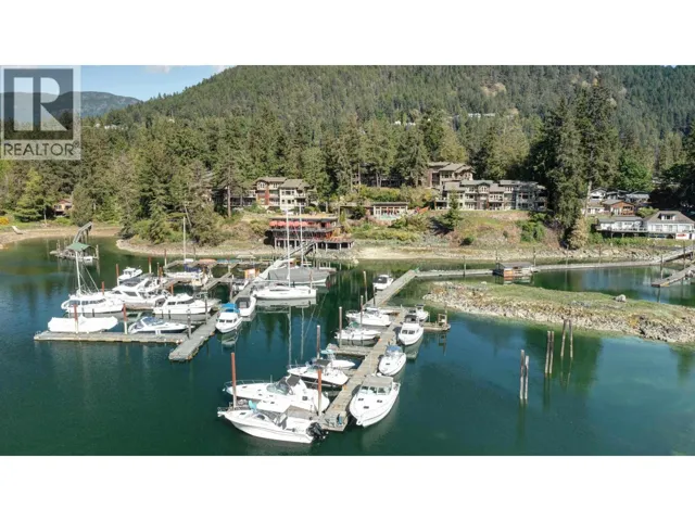 12849 LAGOON ROAD, Madeira Park, British Columbia V0N2H0