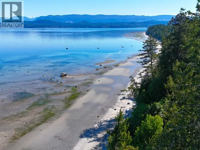 1630 SAVARY ISLAND RD, Savary Island, British Columbia None