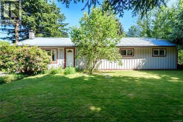 2030 Black Creek Rd, Black Creek, British Columbia V9J1G5