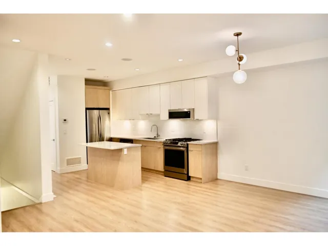 14 8140 166 STREET, Surrey, British Columbia V4N6W1