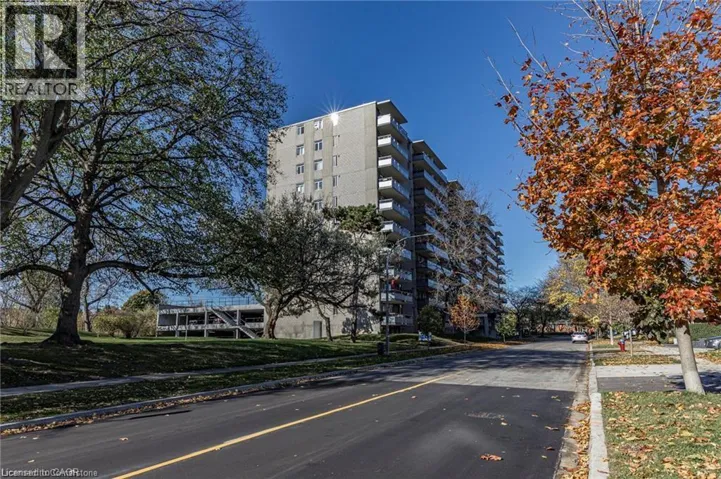 770 HAGER Avenue Unit# 106, Burlington, Ontario L7S1X1