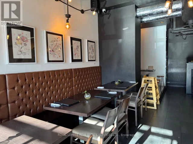 2014 QUEEN STREET E, Toronto (The Beaches), Ontario M4L1J3